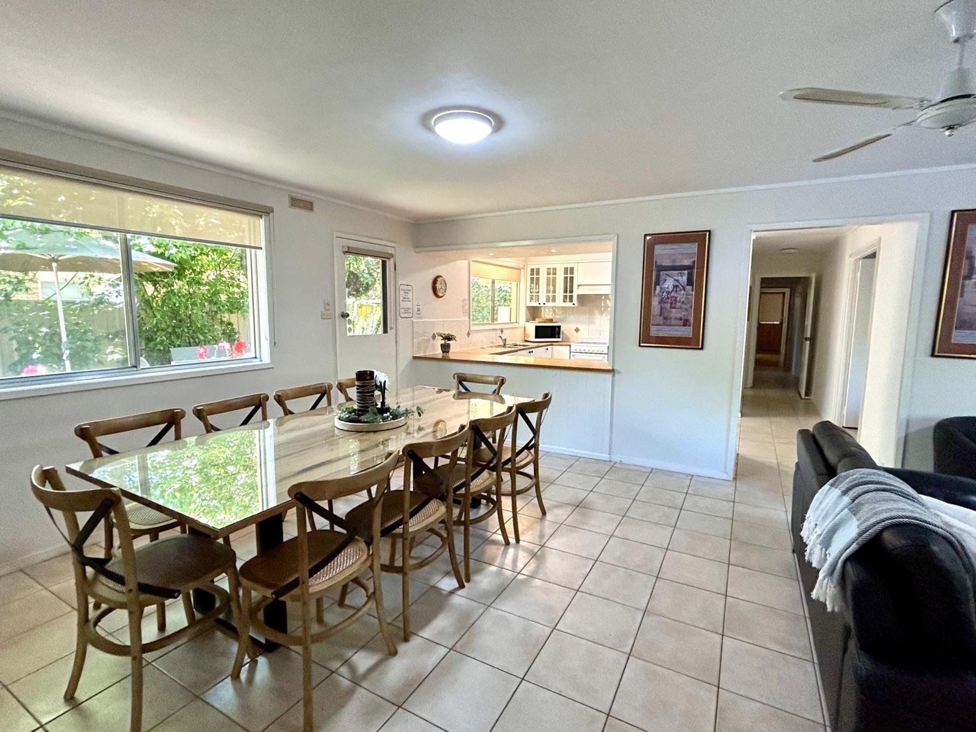Adina Lodge Holiday Apartments Bright Zimmer foto