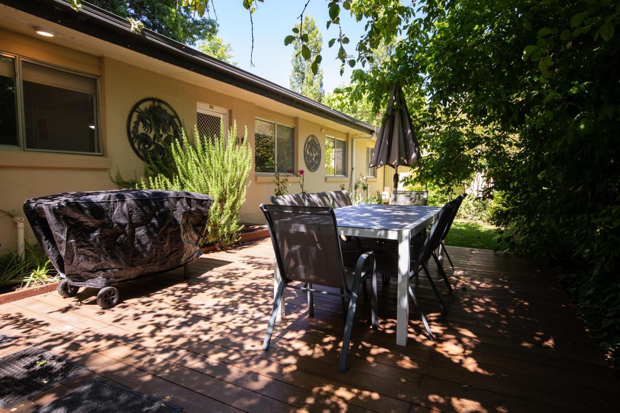 Adina Lodge Holiday Apartments Bright Zimmer foto